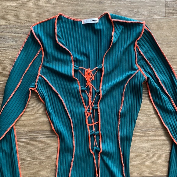 Fashion Nova Dress😇 - Picture 2 of 10